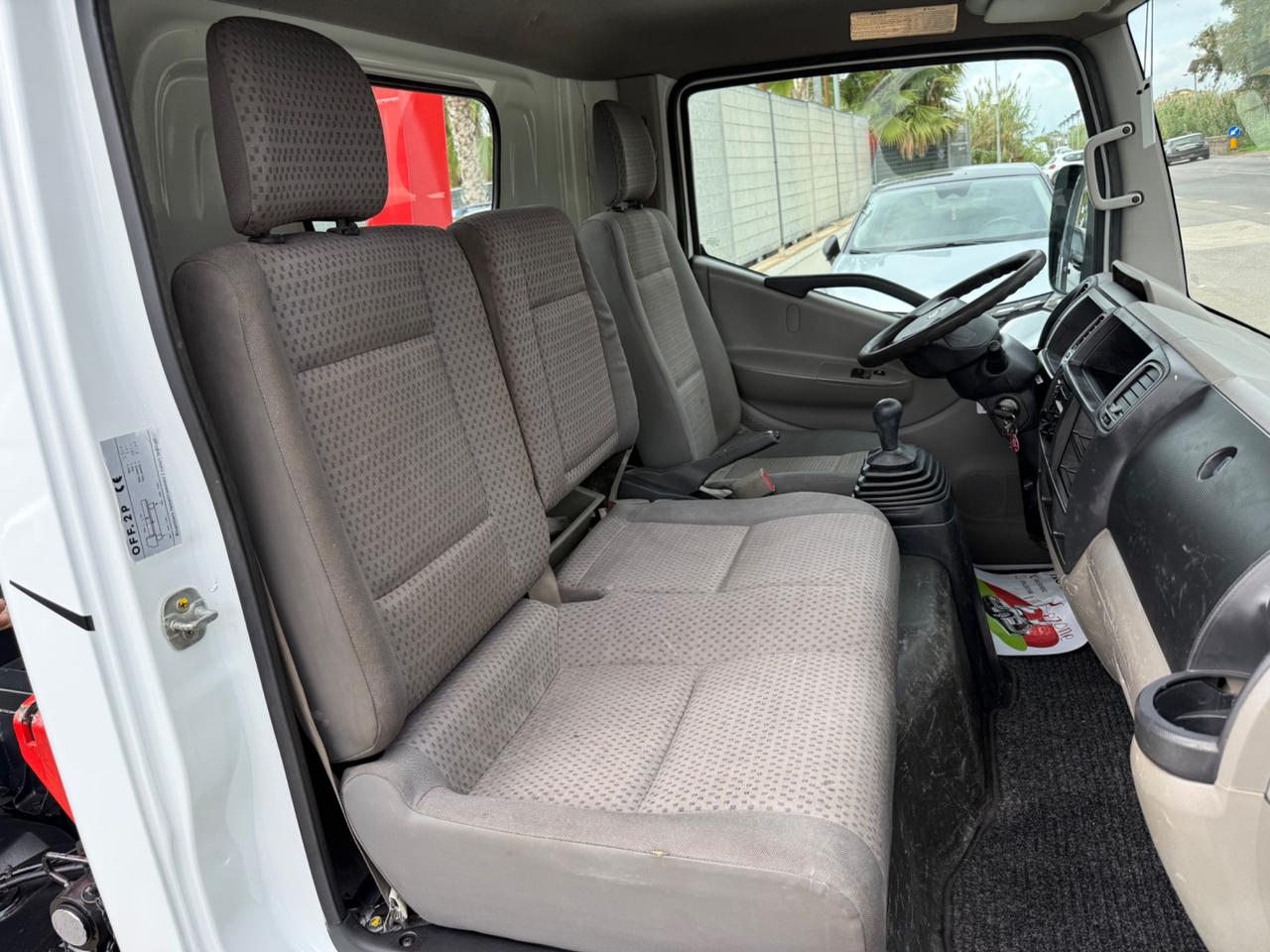 Nissan Cabstar Ribaltabile con Gru 35.15