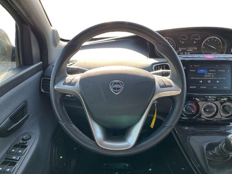Lancia Ypsilon III 2021 1.0 firefly hybrid Gold Plus s&s 70cv