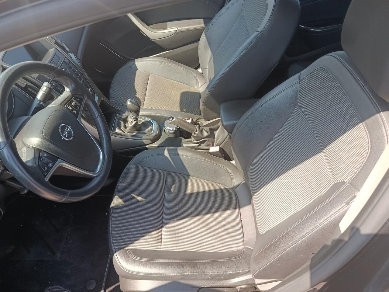 Opel Astra 1.4 Turbo 140CV 5 porte Cosmo