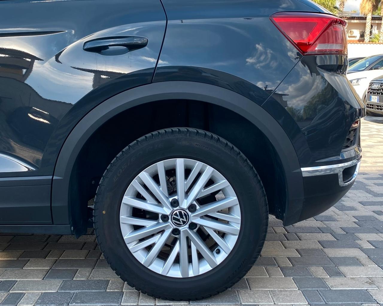Volkswagen T-Roc Business 1.5 TSI 150CV DSG