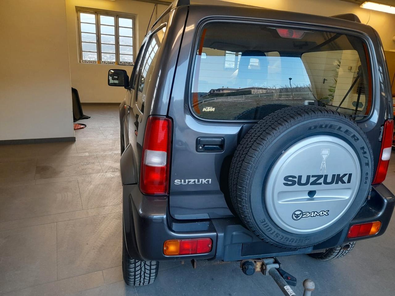 Suzuki Jimny 1.3i 16V cat 4WD