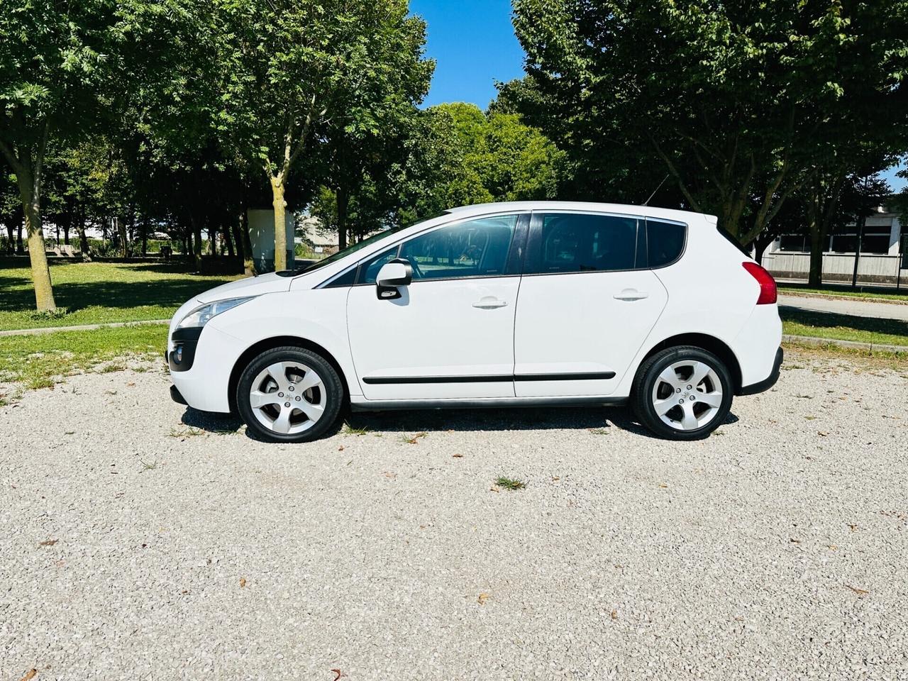 Peugeot 3008 1.6 e-HDi 115CV Stop&Start Allure
