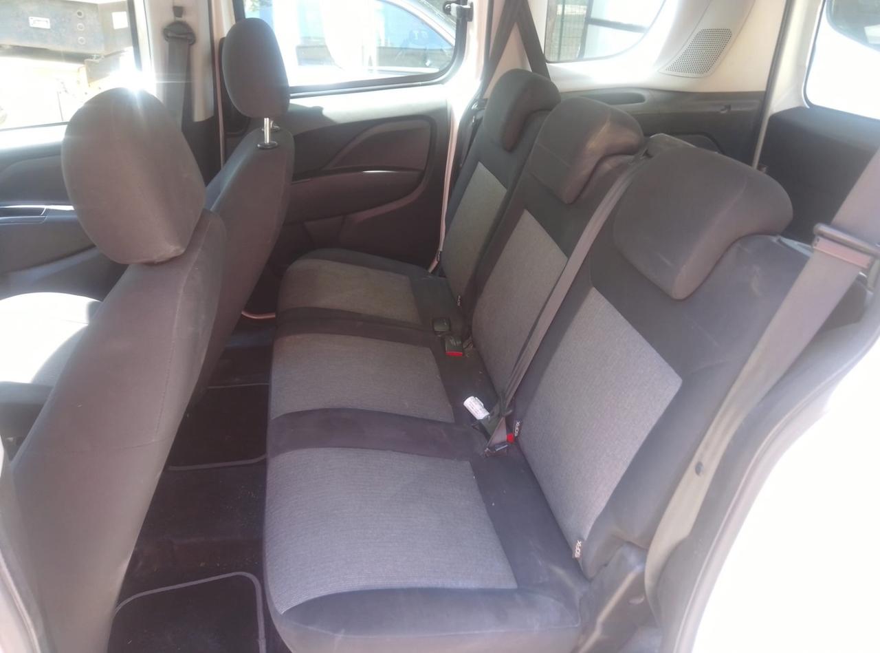 Doblo 1.6 multijet autocarro 5 posti
