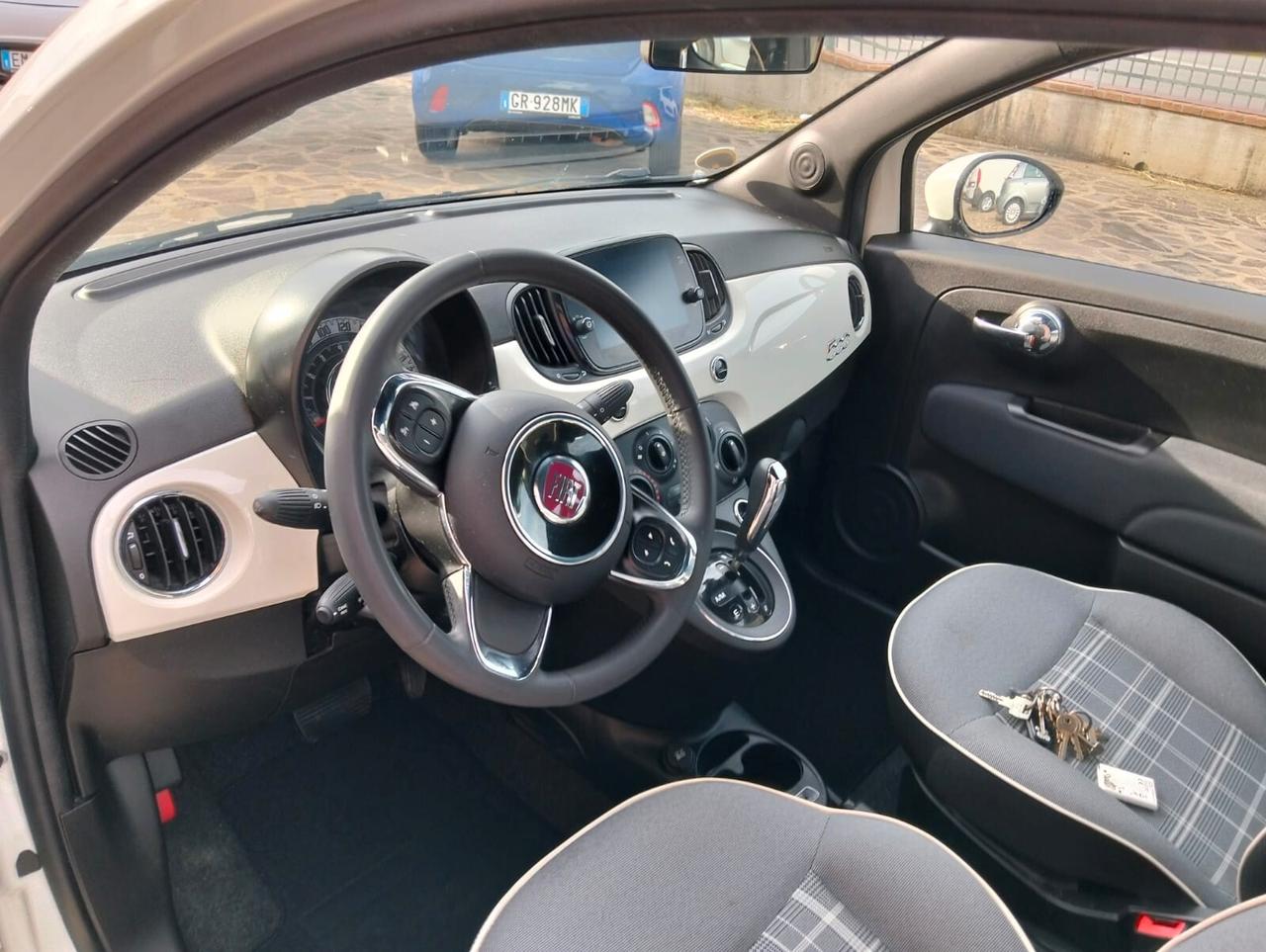 Fiat 500 1.2 Dualogic Lounge