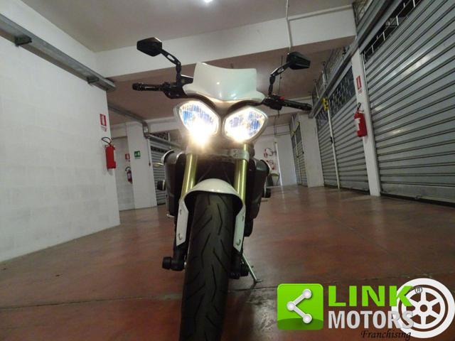 TRIUMPH Street Triple 675 Street triple 675