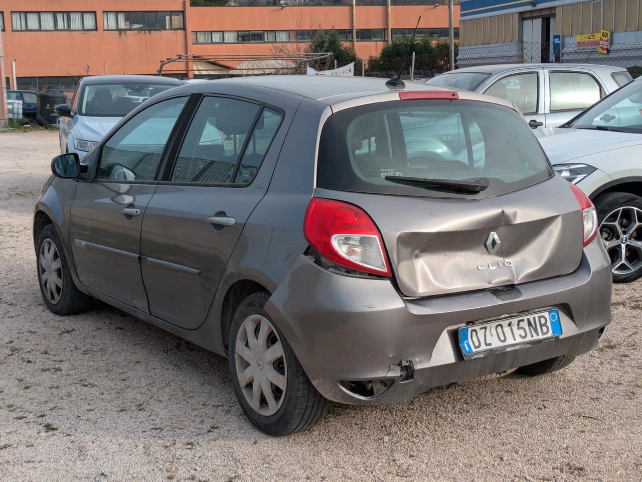 Renault Clio 1.2 16V 5 porte Luxe