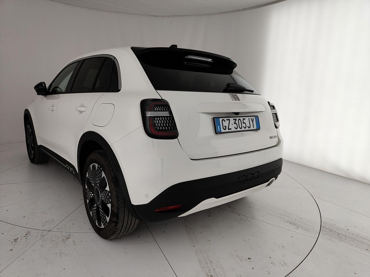 Fiat 600 Hybrid 110 CV DCT MHEV La Prima