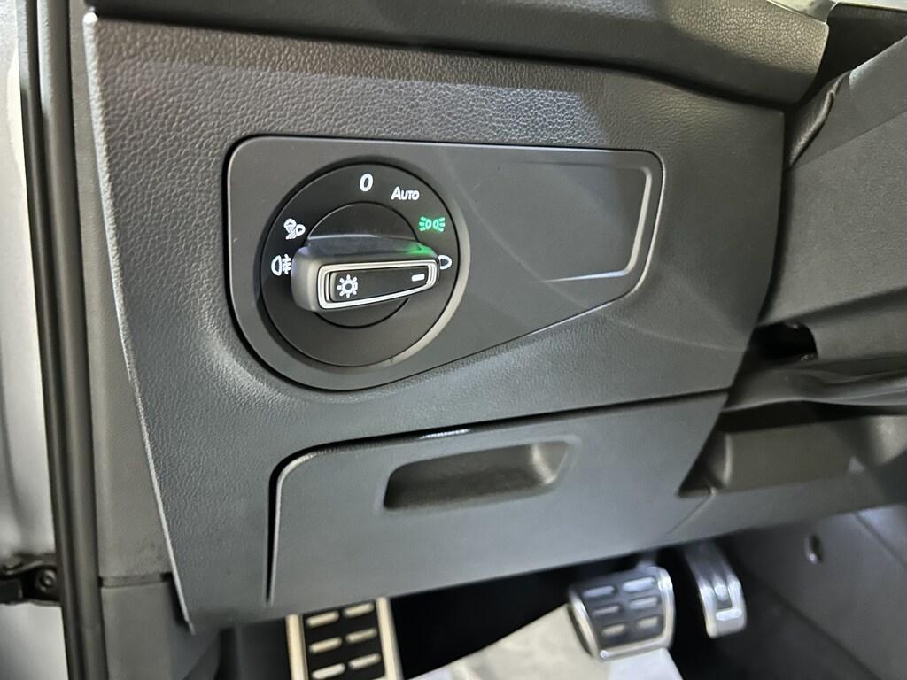 Volkswagen Tiguan 2.0 TDI SCR R-Line DSG