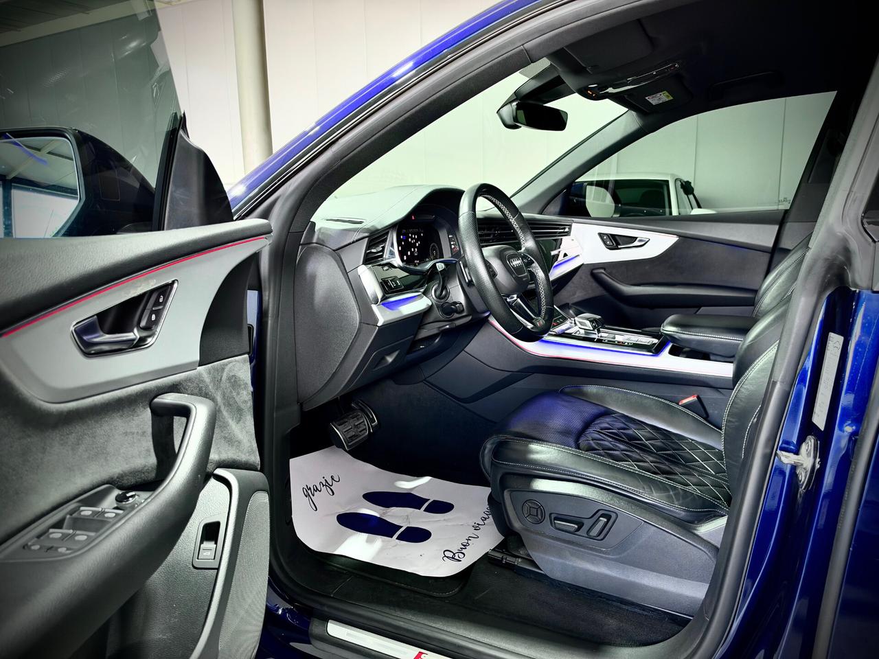 Audi Q8 55 3.0 TFSI 340CV Mhev S Line