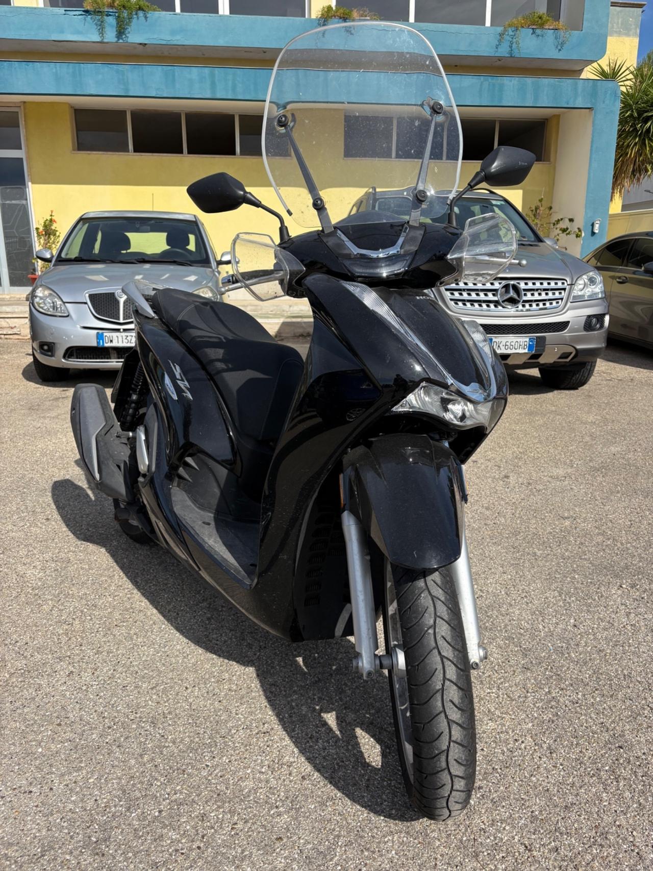 Honda SH 350