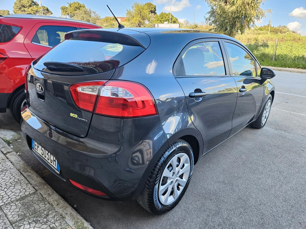 Kia Rio 1.1 Crdi 55kw 75cv diesel