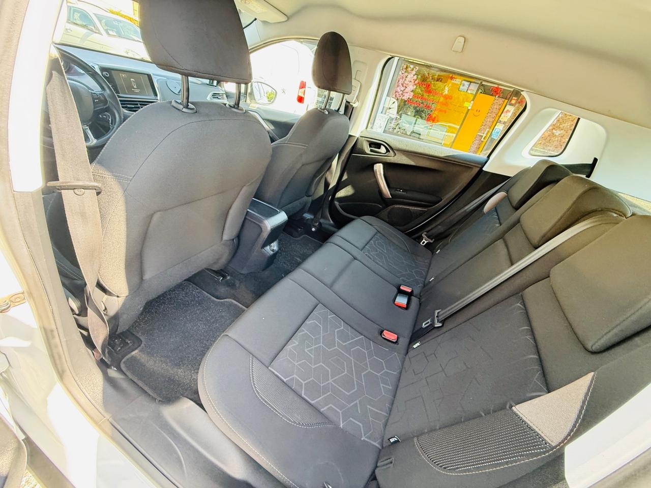 Peugeot 2008 1.2 82cv Active Ok Neopatentati