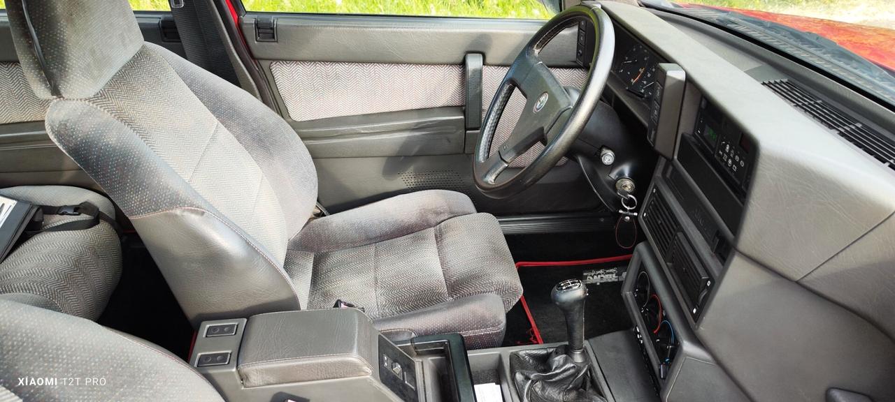 Alfa Romeo 75 1.800 TURBO Q.V (ex ENZO JANNACCI)