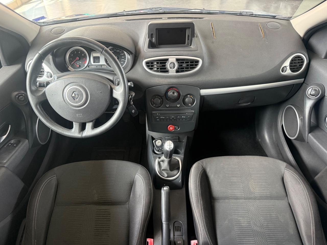 Renault Clio 1.2 16V 5 porte GPL Dynamique ok neopatentati