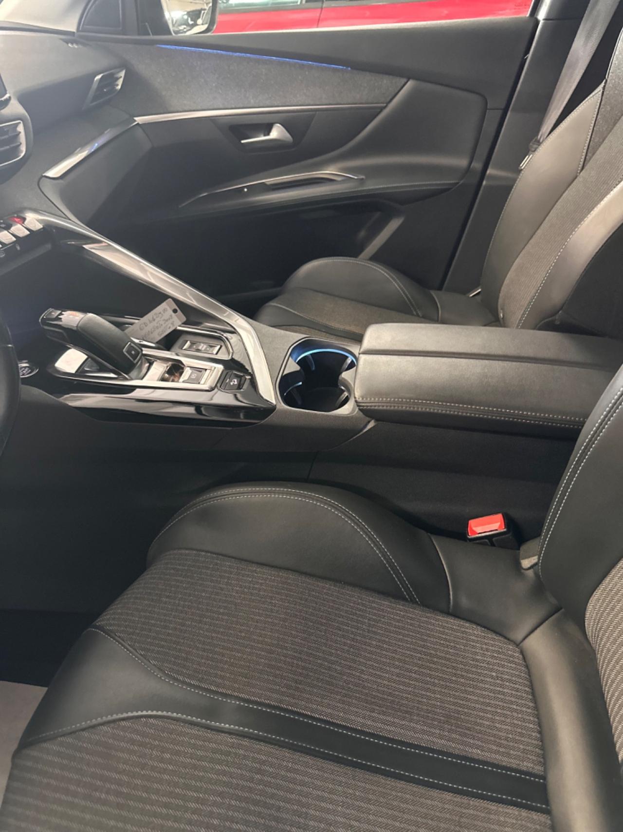 Peugeot 3008 BlueHDi 130 S&S Allure 2020