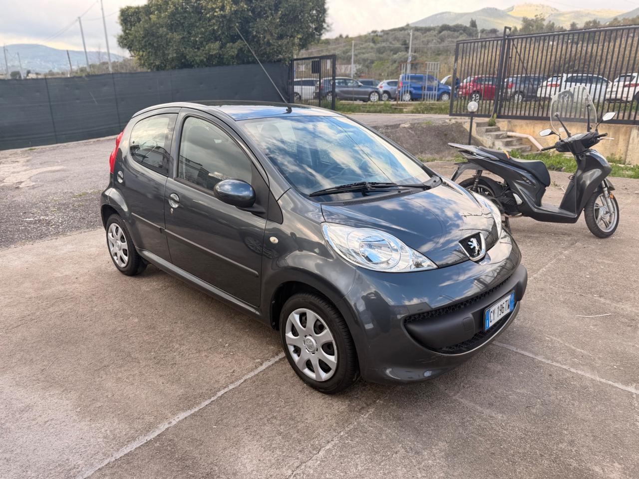 Peugeot 107 1.0 68CV 5p. Sweet Years