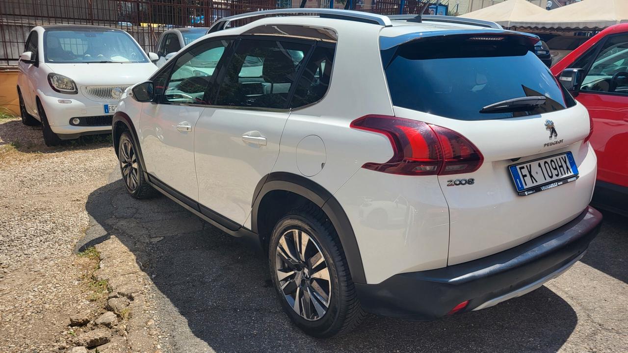Peugeot 2008 PureTech 82 Allure
