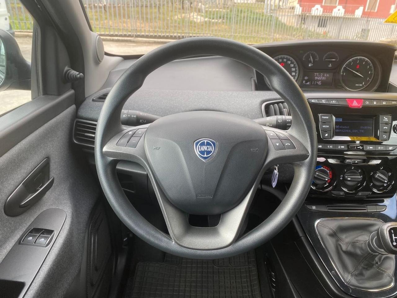 Lancia Ypsilon 1.2 69 CV Benzina-GPL Ecochic Elefantino Blu