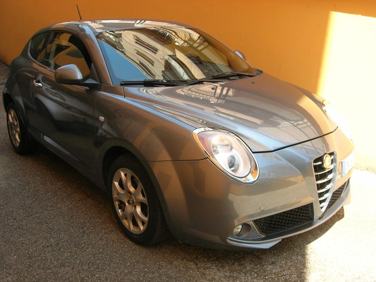 Alfa Romeo MiTo 1.3 JTDm-2 95 CV S&S Distinctive