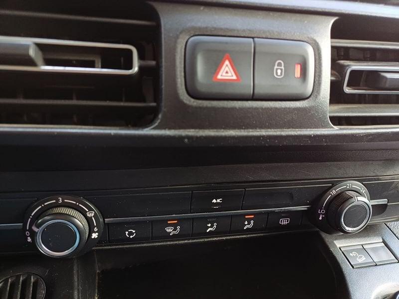 Opel Combo Life M1 1.2bz 110cv PASSO LUNGO mt6 7 POSTI-GARANZIA