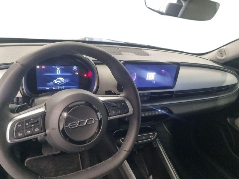 FIAT 600 (2023-->) Hybrid 100 CV DCT MHEV La Prima