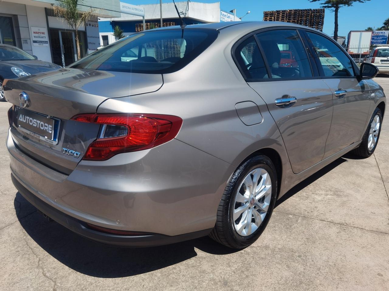 Fiat Tipo 1.4 Easy*60.000KM*METANO*GANCIO TRAINO