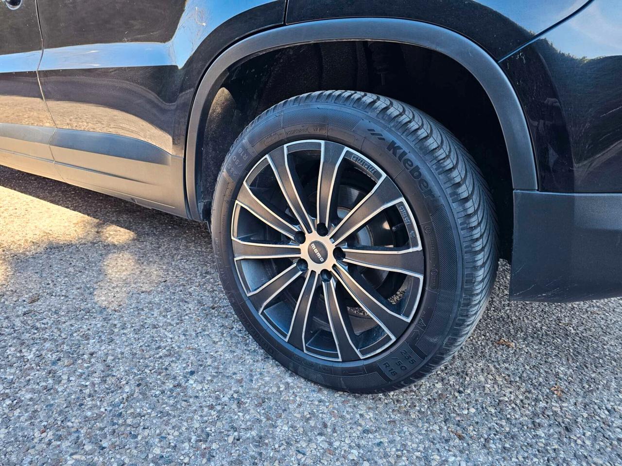 Volkswagen Tiguan 2.0 16V TDI DPF 4 MOTION tiptronic Sport & Style (18°)