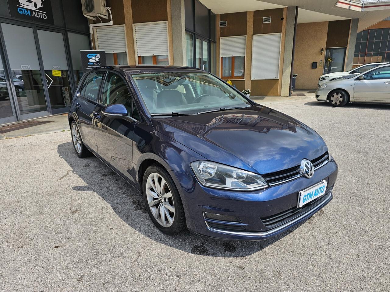 Volkswagen Golf 1.6 TDI DSG 5p. Highline