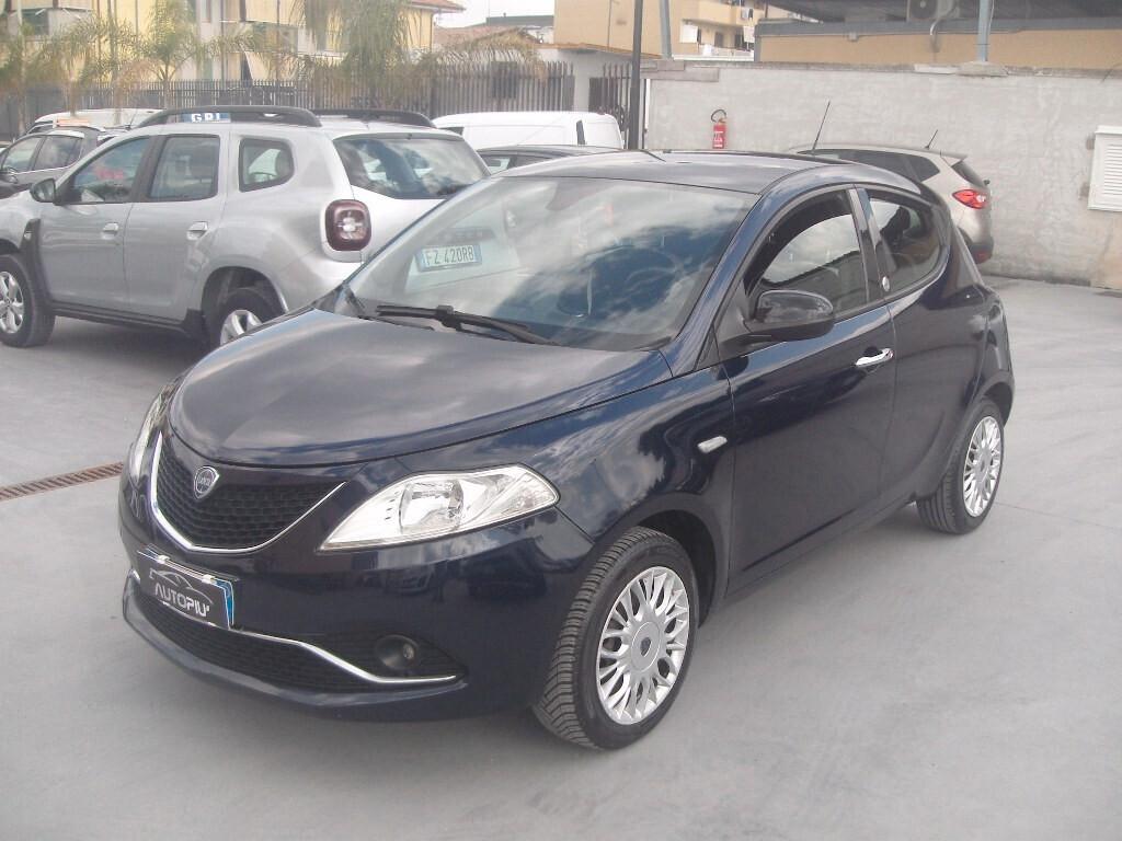 Lancia Ypsilon 1.2 69 CV GPL Ecochic Gold - 2016