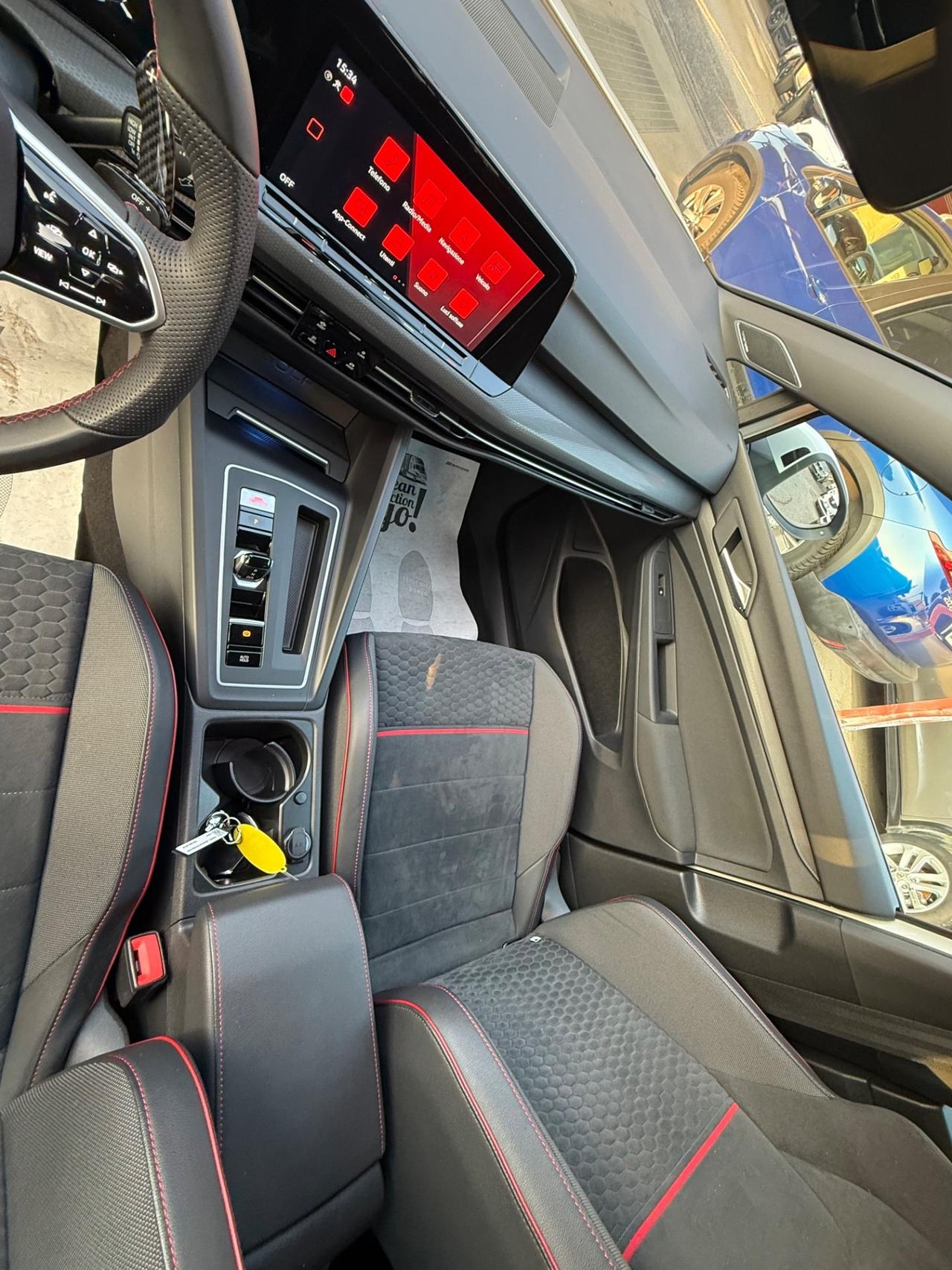 Golf GTI 2.0 300 cv-club sport -unipro-rate