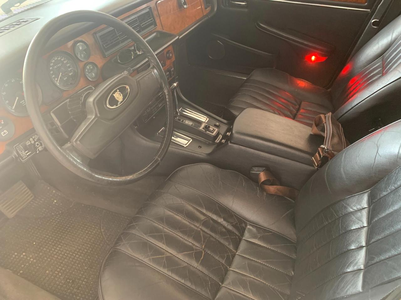 Jaguar XJ12 Sovereign HE 5.3 V12