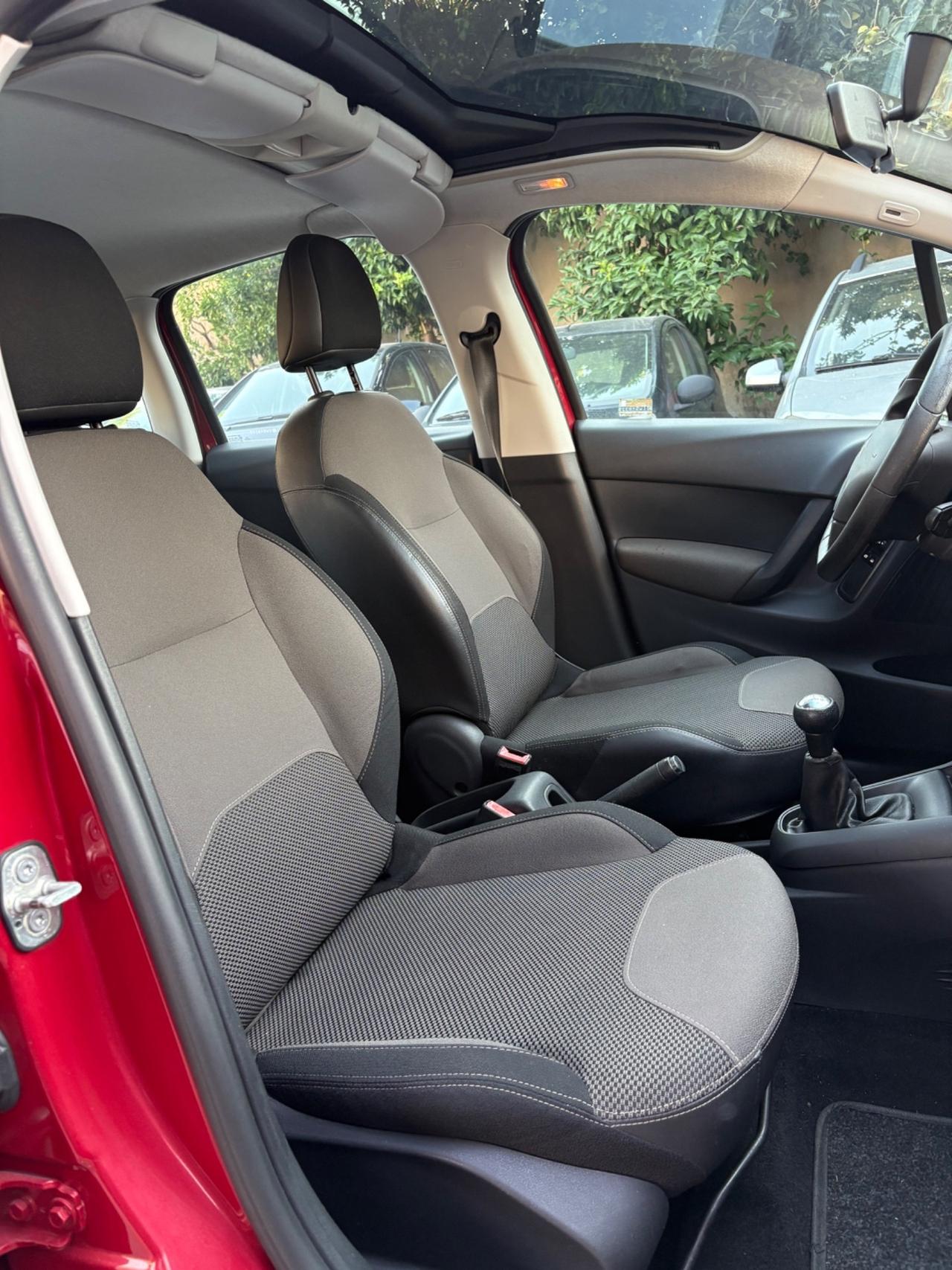 Citroen C3 restyling led 1.0 benz 135000km