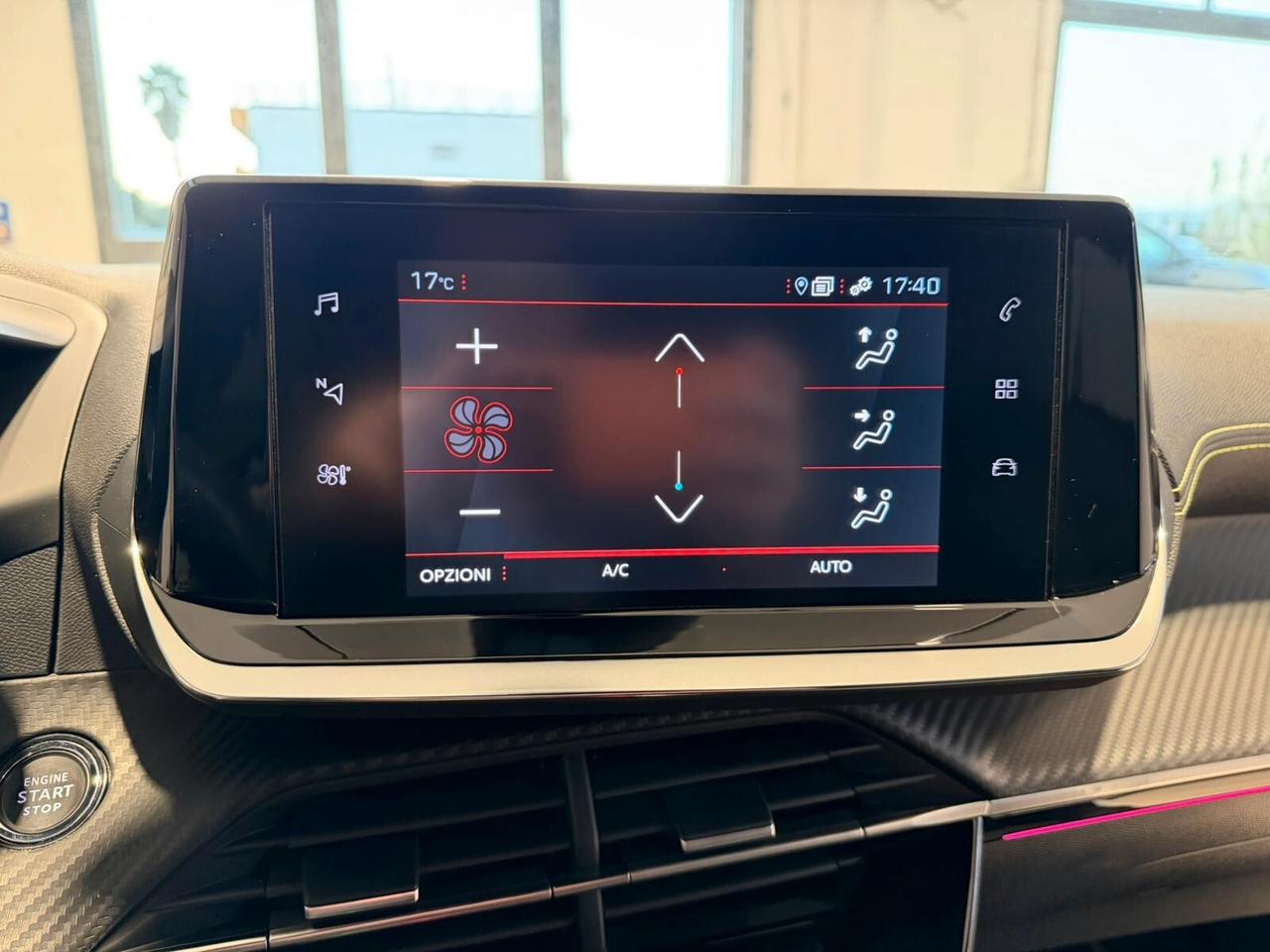 Peugeot 2008 BlueHDi 130 S&S EAT8 GT