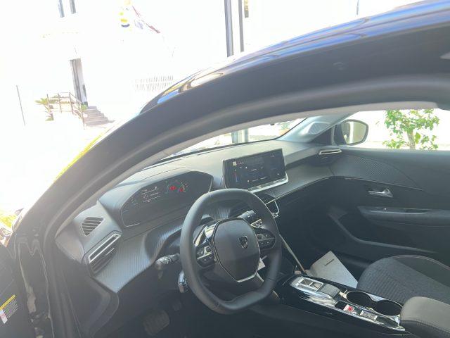 PEUGEOT 208 Hybrid 110 e-DCS6 Business da?199,00 mensili