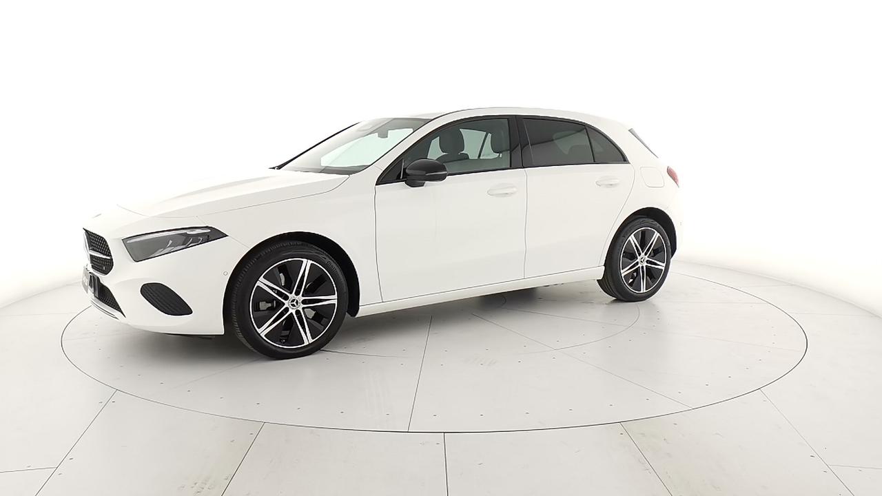 Mercedes-Benz Classe A - W177 2023 - A 250 e phev Progressive Advanced auto