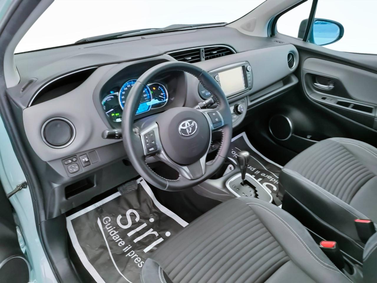 TOYOTA Yaris III 2015 - Yaris 5p 1.5h Style