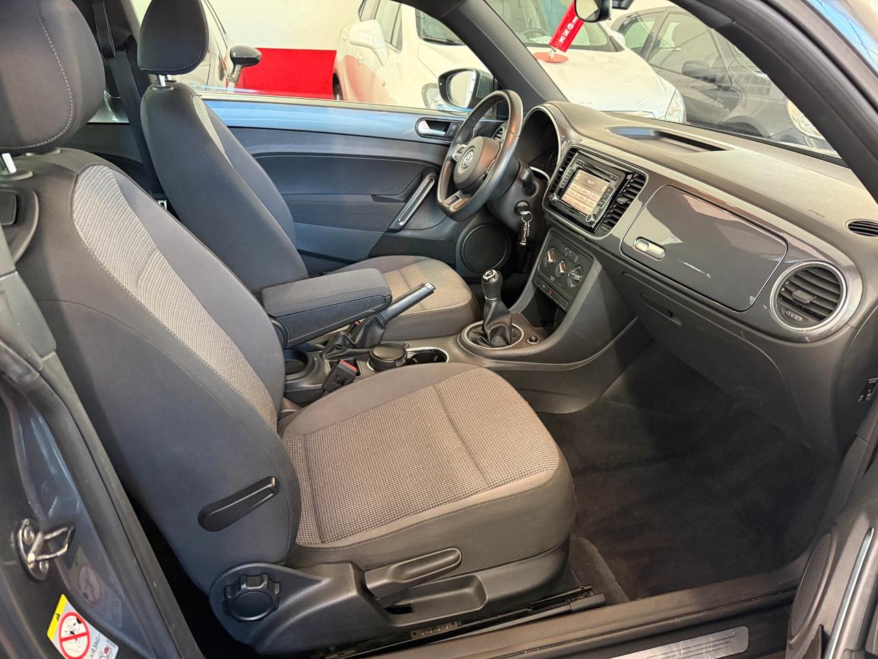 Volkswagen Maggiolino 1.6 TDI Design