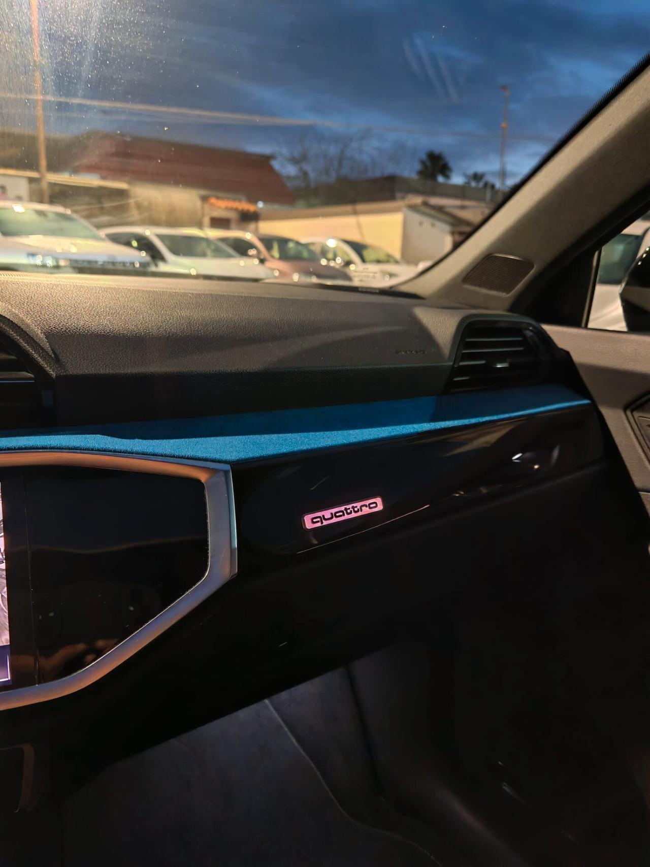 Audi Q3 SPB 40 TDI quattro S tronic line edition Total black