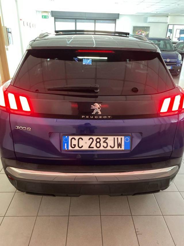 PEUGEOT 3008 BlueHDi 130 S&S Business