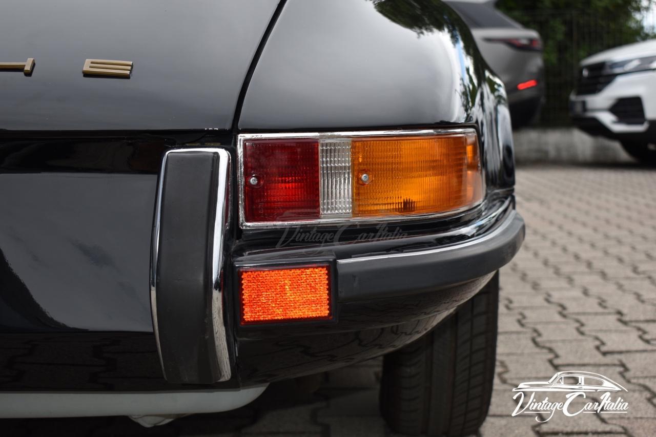 Porsche 911 2.2T
