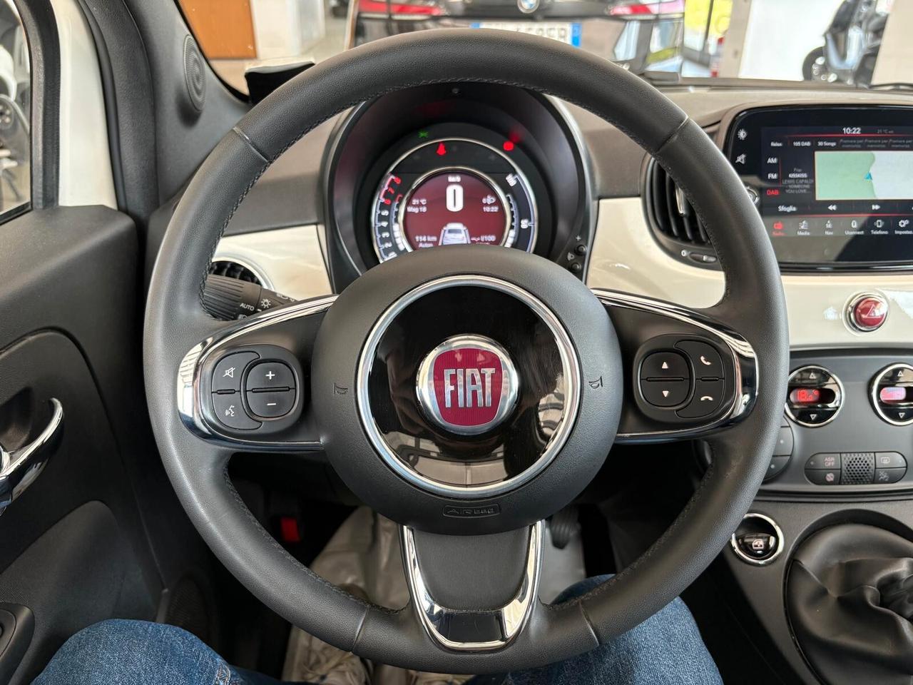 Fiat 500 DOLCEVITA 1.0 HYBRID 69CV - OK NEOPATENTATI