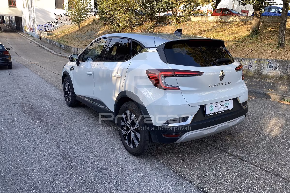 RENAULT Captur Mild Hybrid 140 CV Techno