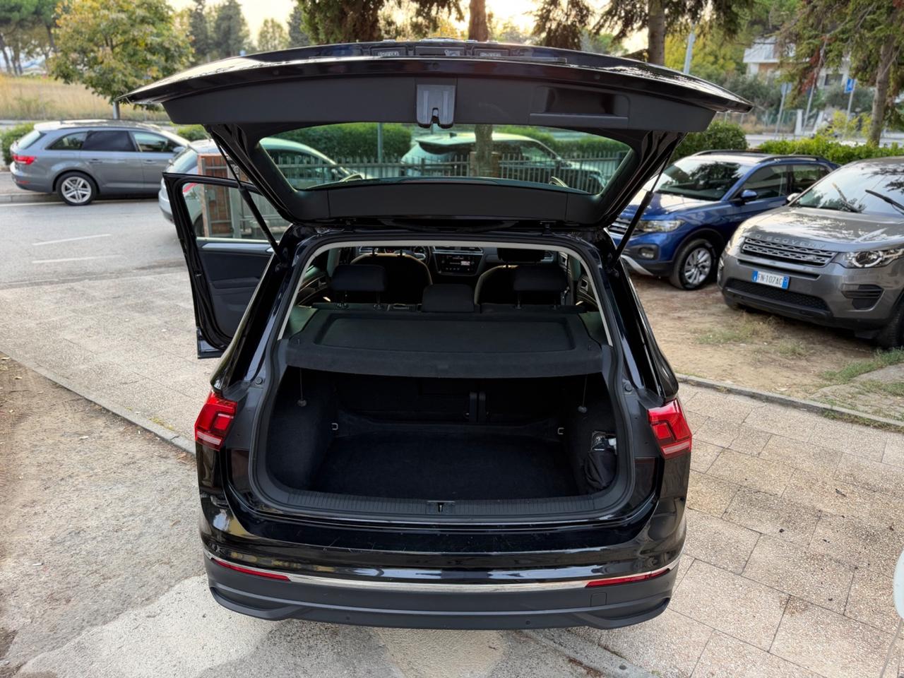 Volkswagen Tiguan 2.0 TDI 150 CV SCR DSG Life
