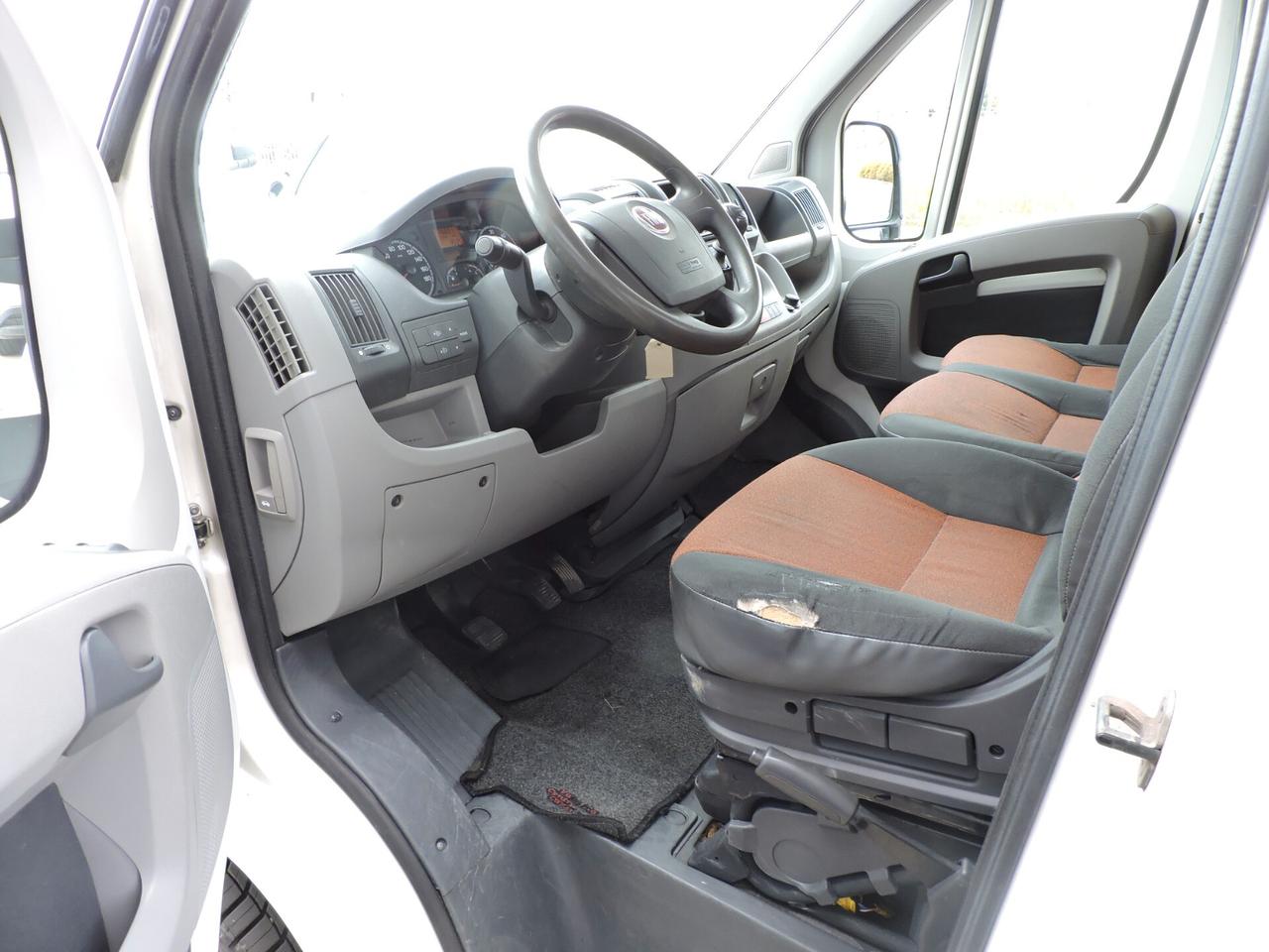 Fiat Ducato cassonato passo corto ruota singola trazione anteriore 2.2 TDi