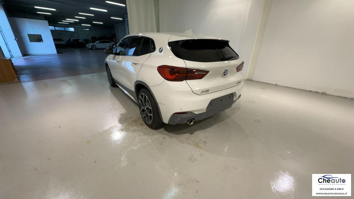 BMW - X2 - sDrive18i Msport