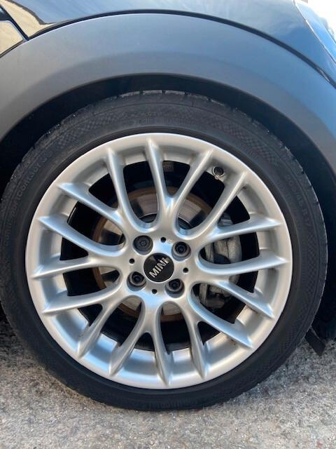Mini Cooper Roadster 2.0 SD JCW 33.000 KM