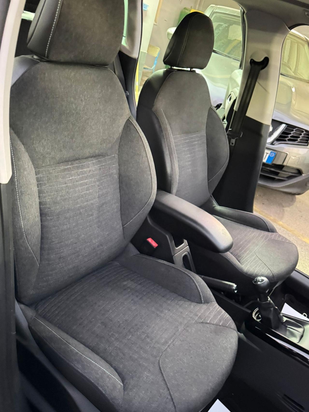 Citroen C3 PureTech 82 Exclusive TETTO PANORAMICO