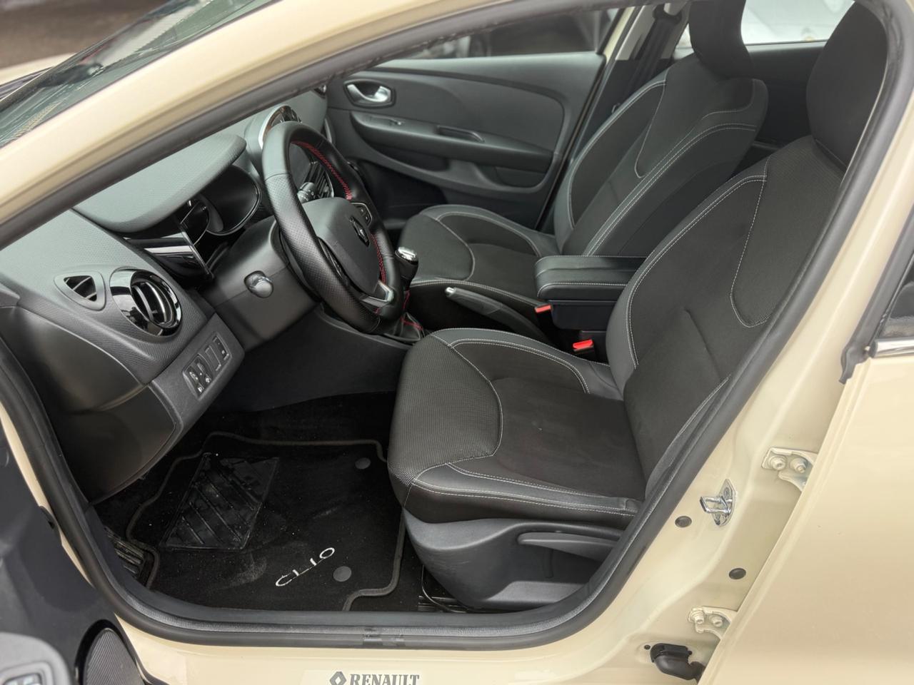 Renault Clio dCi 8V 75 CV Start&Stop 5 porte Energy Duel