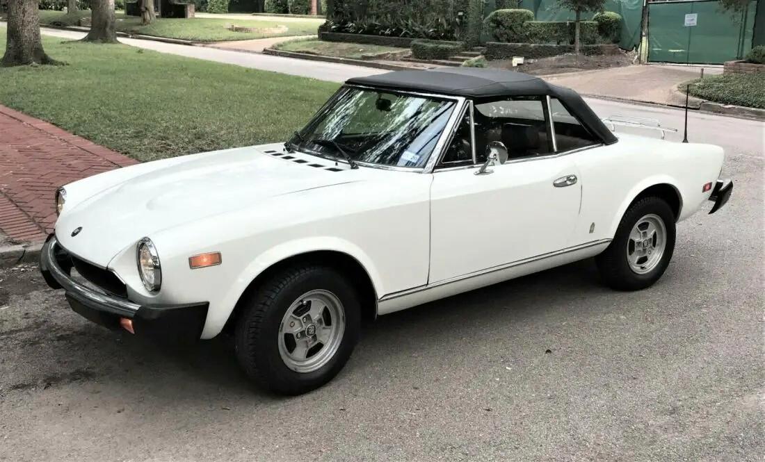 Fiat 124 Spider AMERICA 2.0