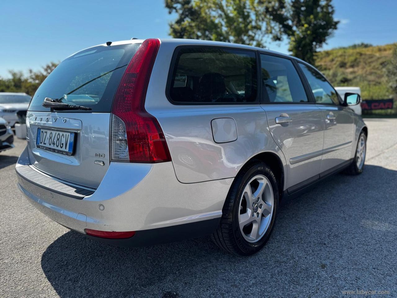 VOLVO V50 1.6 POLAR